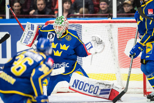 goaltender Lars Johansson of Sweden