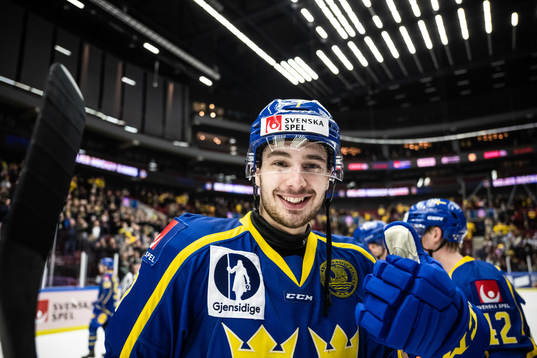 Hardy Häman Aktell of Sweden celebrates