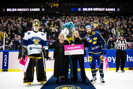 Lukas Bengtsson of Sweden with player of the match award