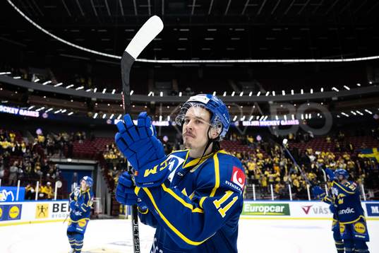 Joakim Nygård of Sweden celebrate