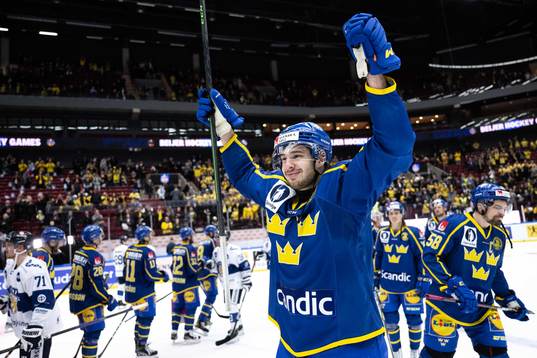 Hardy Häman Aktell of Sweden celebrates