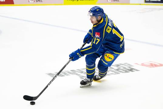 Pär Lindholm of Sweden
