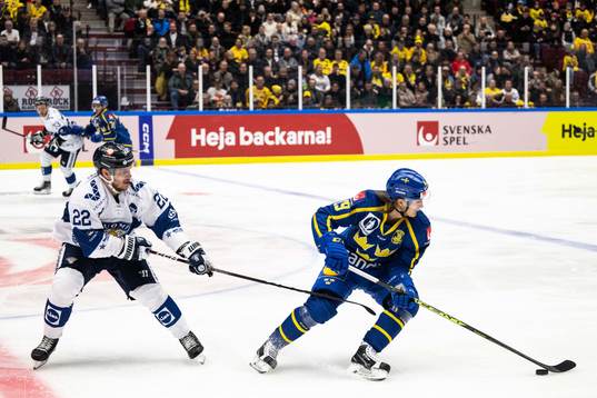 Arttu Ruotsalainen of Finland and Marcus Sörensen of Sweden
