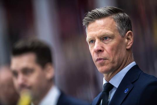 Assistant coach Nicklas Rahm of Sweden