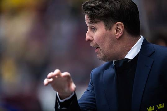 Assistant coach Stefan Klockare of Sweden