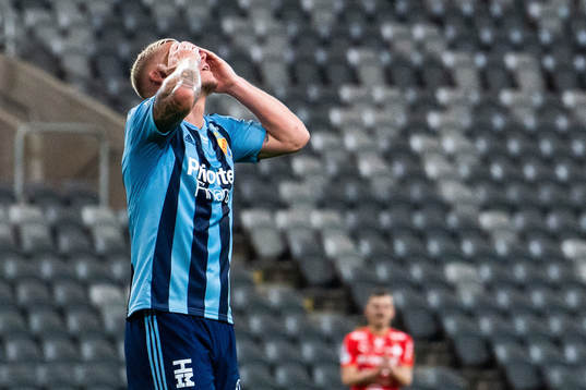 Djurgårdens Victor Edvardsen deppar