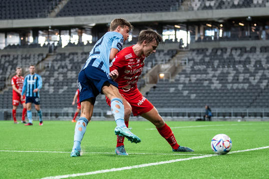 Djurgårdens Wilmer Odefalk och Värnamos Albin Lohikangas