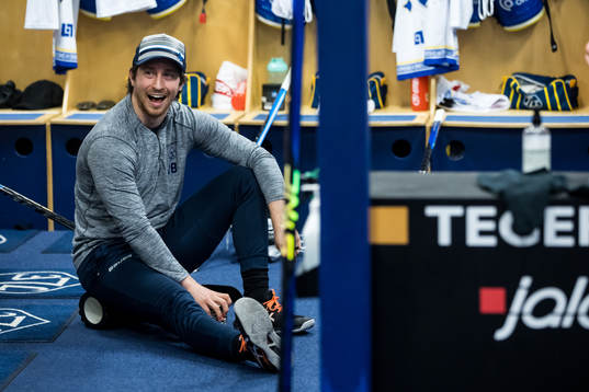 Leksands Justin Glenn Kloos innan ishockeymatchen i SHL