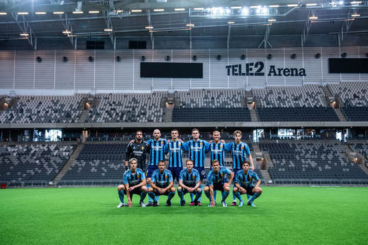 Djurgårdens startelva, fr. v. målvakt Tommi Vaiho, Marcus