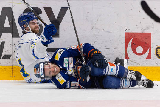 Växjös Jayden Halbgewachs har ont
