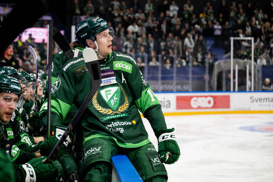 Färjestads Victor Ejdsell deppar