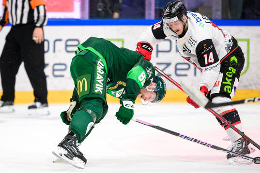 Färjestads Jasse Ikonen och Malmö Redhawks Carl-Johan