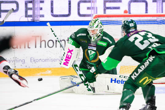 Färjestads målvakt Matthew Tomkins