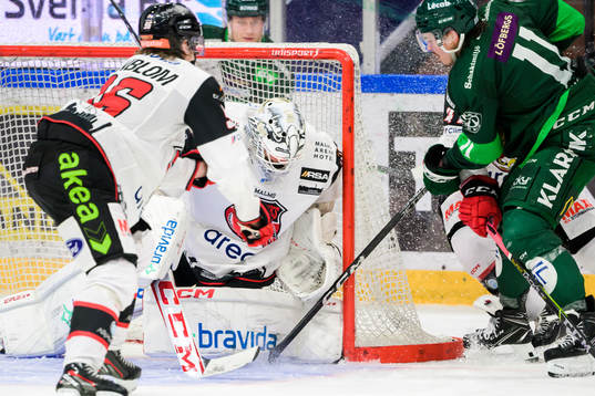 Malmö Redhawks målvakt Adam Werner och Färjestads Joakim