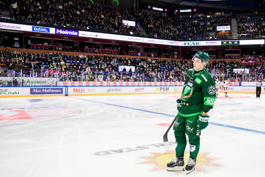 Färjestads Max Lindroth deppar