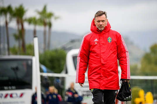 Head coach Peter Gerhardsson of the Swedish women's