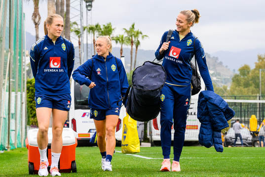 Magdalena Eriksson, Hanna Bennison and Fridolina Rolfö of