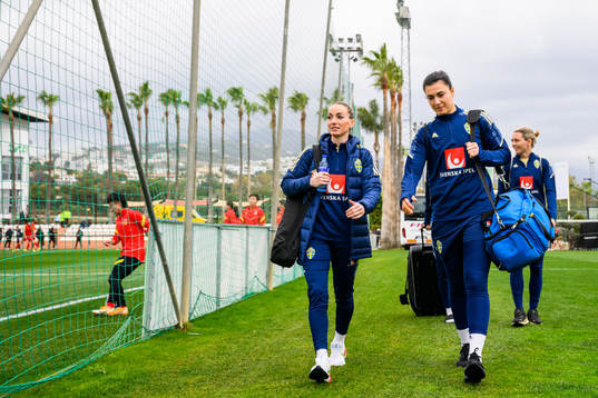 Kosovare Asllani and goalkeeper Zecira Musovic of the
