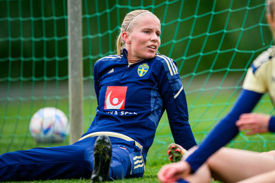 Stina Lennartsson of the Swedish women's national football