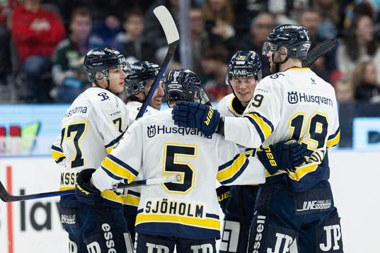 HV71s Herman Hansson jublar