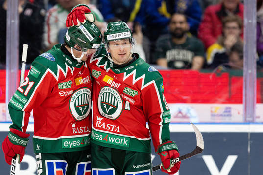 Frölundas Nicklas Lasu och Loui Eriksson jublar