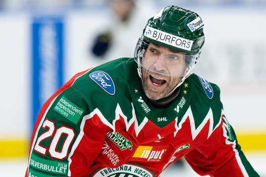Frölundas Joel Lundqvist reagerar