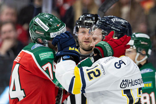 Frölundas Andreas Borgman och HV71s Kalle Maalahti