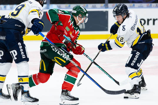 Frölundas Andreas Borgman och HV71s Kalle Maalahti