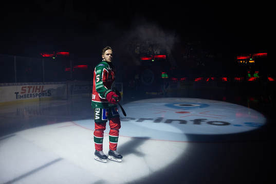 Frölundas Filip Johansson innan ishockeymatchen i SHL