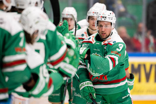 Rögles Michael Kapla jublar