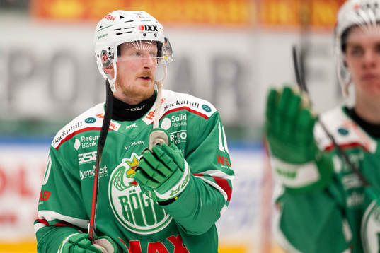Rögles Simon Hjalmarsson jublar