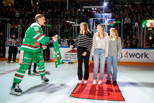 Rögles Anton Bengtsson tillsammanans med Moa Jacobsson,