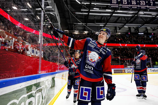 Linköpings Filip Bystedt jublar