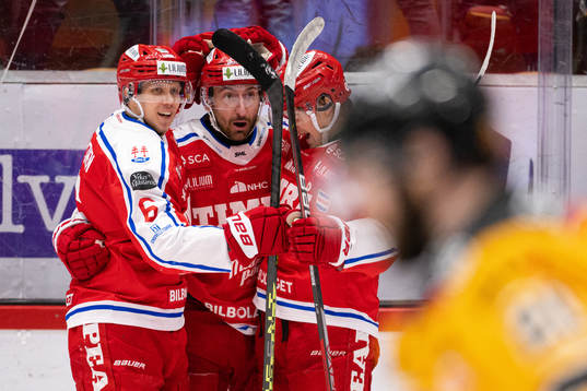 Timrås Albin Lundin jublar