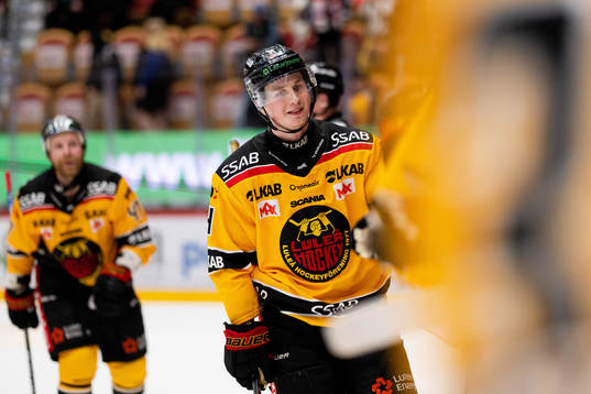 Luleås Jonas Berglund jublar