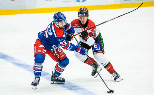 Oskarshamns Cameron Brace och Örebros Elias Pettersson
