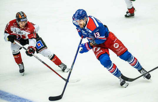 Örebros William Wikman och Oskarshamns Jiri Smejkal