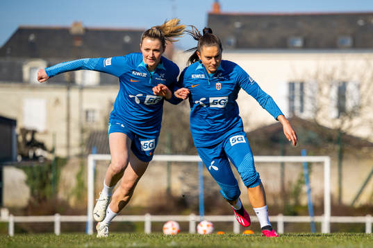 Thea Sørbo and Vilde Bøe Risa of the Norwegian women's