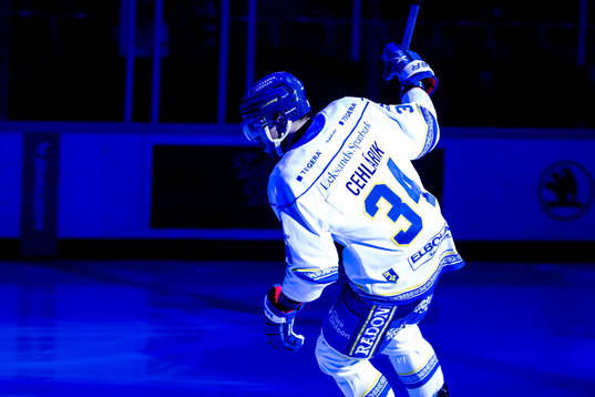 Leksands Peter Cehlarik innan ishockeymatchen i SHL mellan
