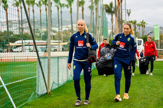 Stina Lennartsson and Elin Rubensson of the Swedish women's