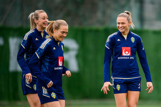 Amanda Ilestedt, Magdalena Eriksson and Fridolina Rolfö of