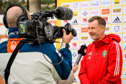 Head coach Peter Gerhardsson of the Swedish women's