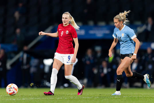 Karina Sævik of Norway and Antonella Ferradans of Uruguay