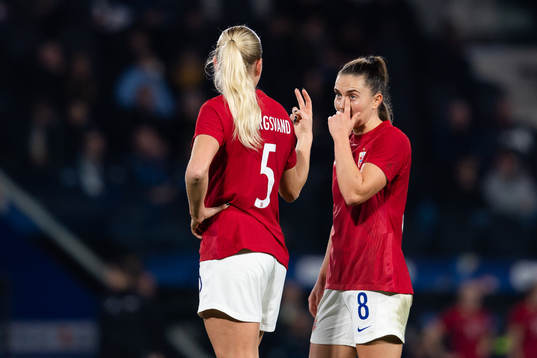Guro Bergsvand and Vilde Bøe Risa of Norway
