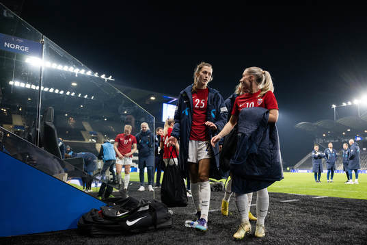 Emma Stølen Godø and Thea Bjelde  of Norway