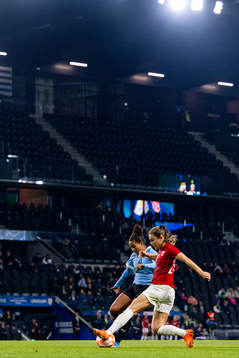 Laura Felipe of Uruguay and Emilie Bosshard Haavi of Norway