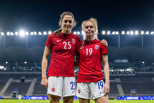 Emma Stølen Godø and Malin Brenn of Norway