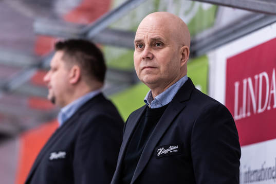 Modos Assisterande tränare Mikael Sundell