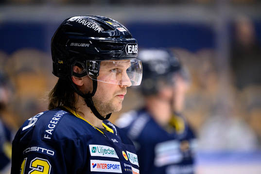 HV71s Kalle Maalahti innan ishockeymatchen i SHL mellan