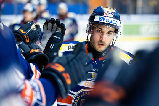 Växjös Jayden Halbgewachs jublar